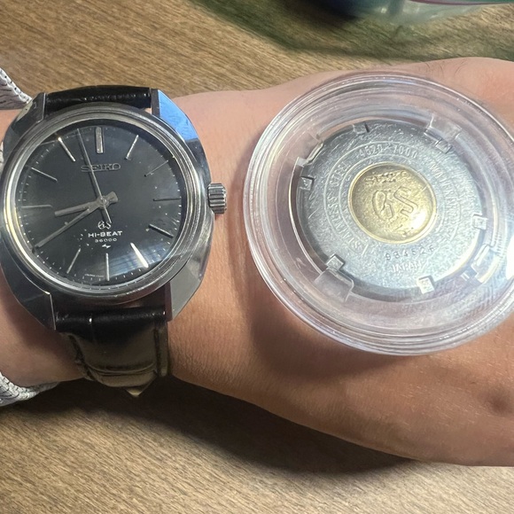 Seiko Hi-Beat Silver and Black Watch - Picture 6 of 6